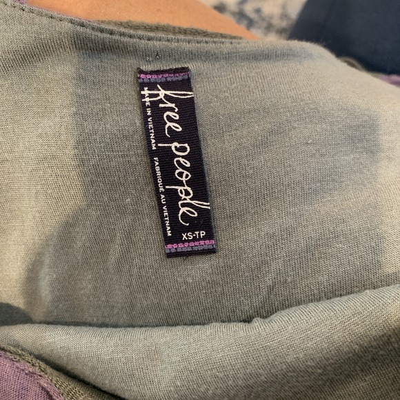 Free‎ People Women's Bodycon Sleeveless Lined Mini Dress Grey Purple Size XS - Picture 3 of 6